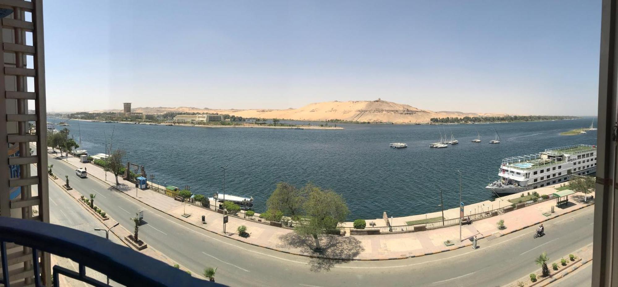 Aswan View 3 Bedrooms エクステリア 写真